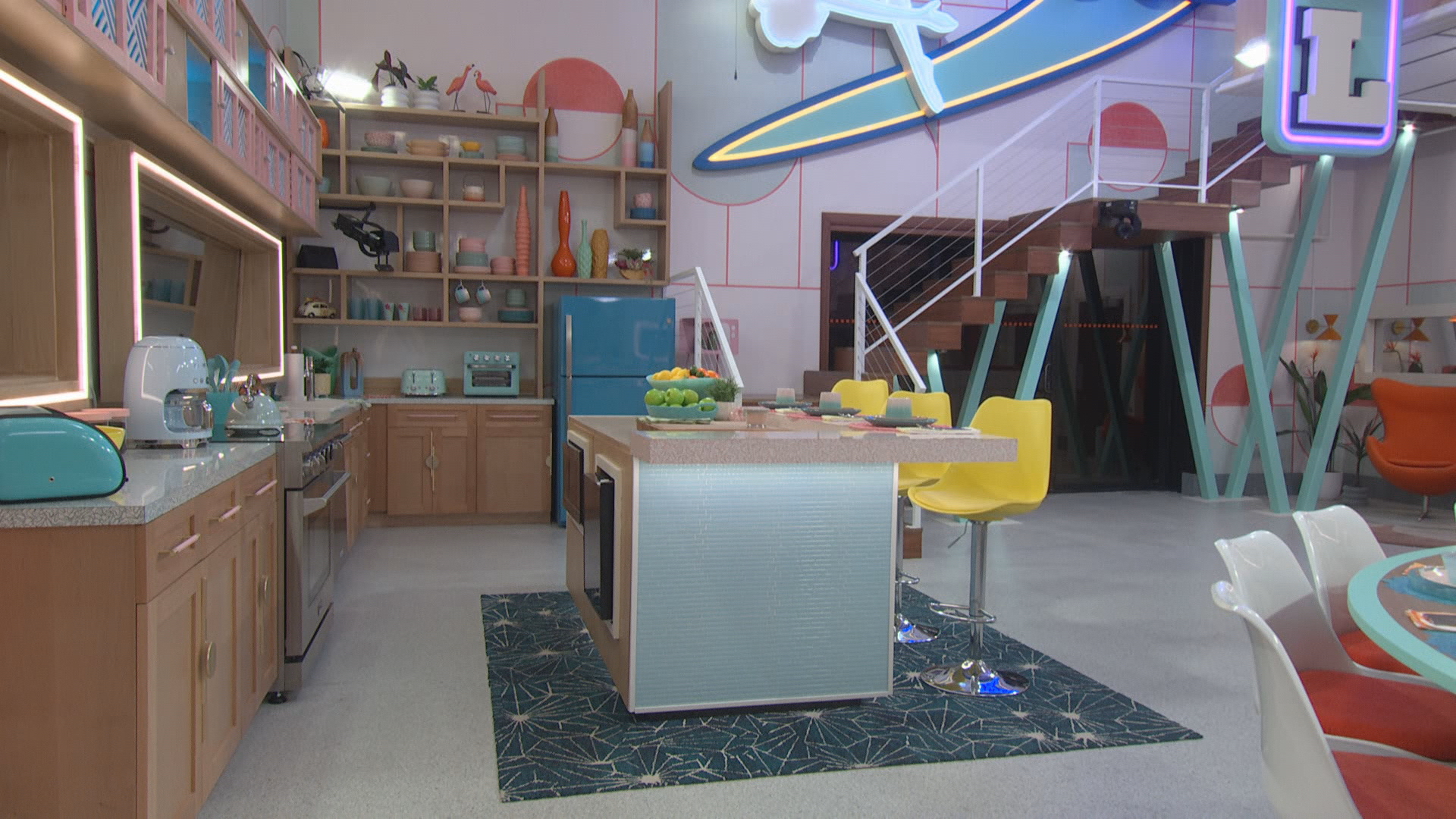 bb24-cbs-kitchen-01