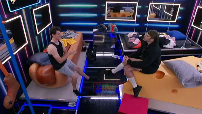 BB25-Live-Feeds-Week-1-PM-9