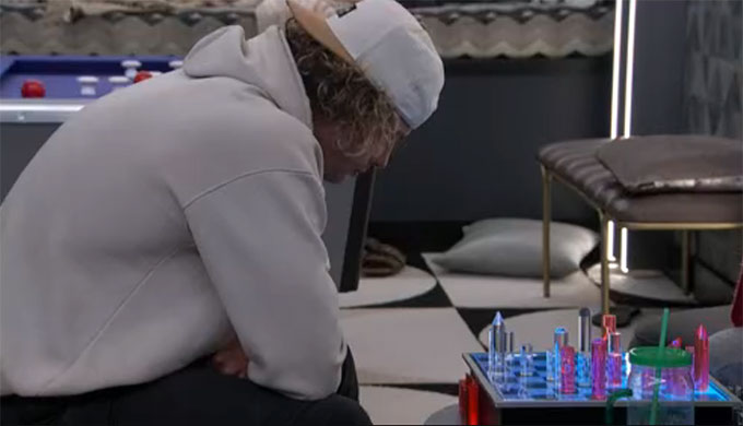 BB25-Live-Feeds-0920-PM-9