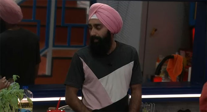 BB25-Live-Feeds-0929-PM-6