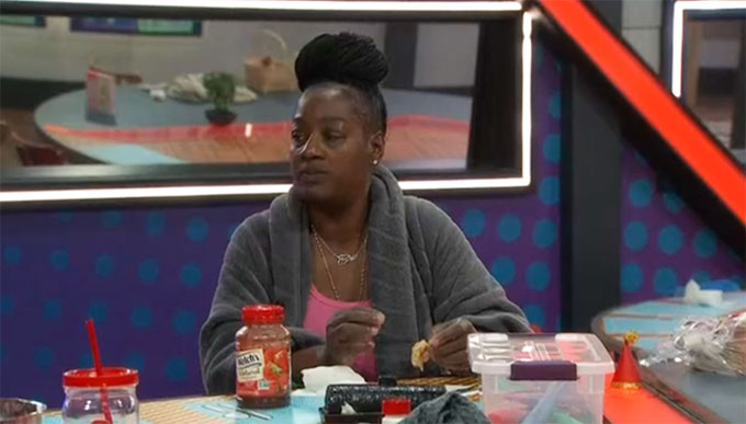 BB25-Live-Feeds-1003-PM-1