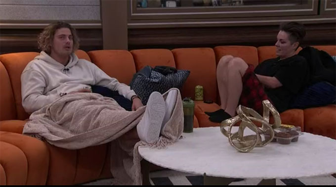 BB25-Live-Feeds-1006-PM-8