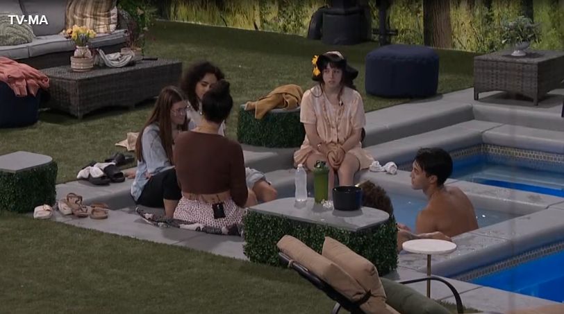 bb27-bblf-20250713-2141-hot-tub