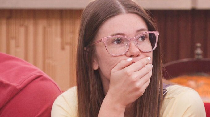 Kelley on Big Brother 27 - CBS