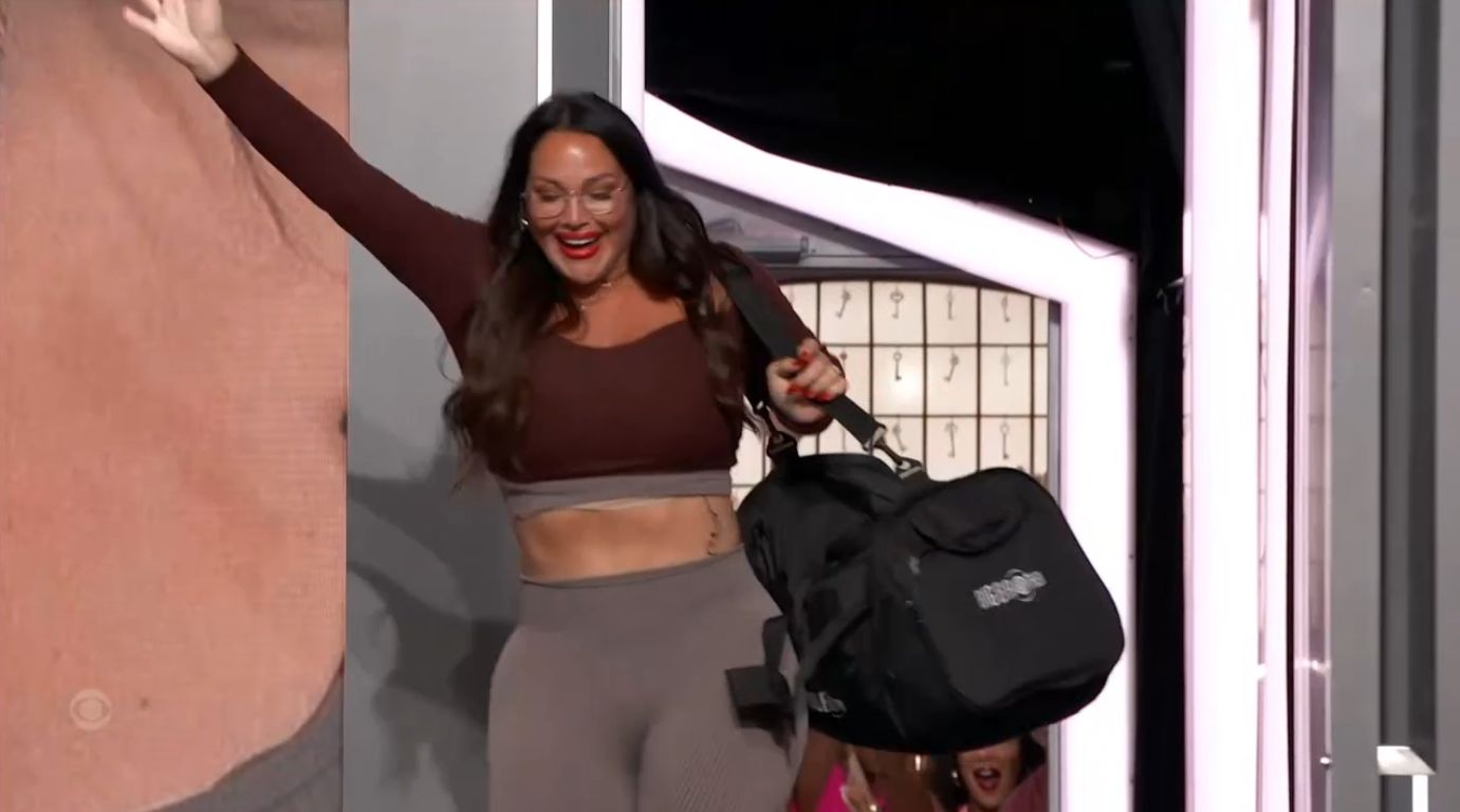Amy Bingham evicted on Big Brother 27 – Source: CBS