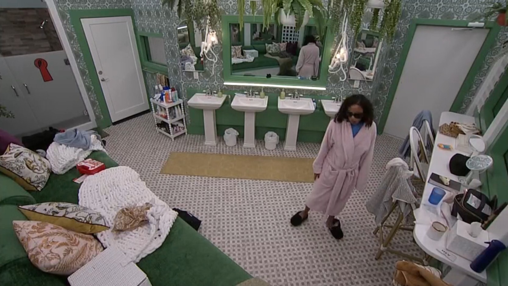 bblf-bb27-20250927-1035-ashley